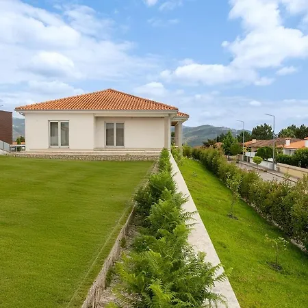 Mirador House