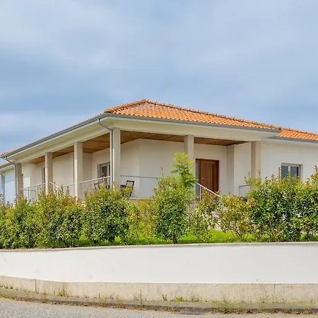 Mirador House * Vila Garcia (Amarante)