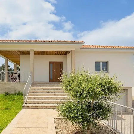 Mirador House Дом отдыха Vila Garcia (Amarante)